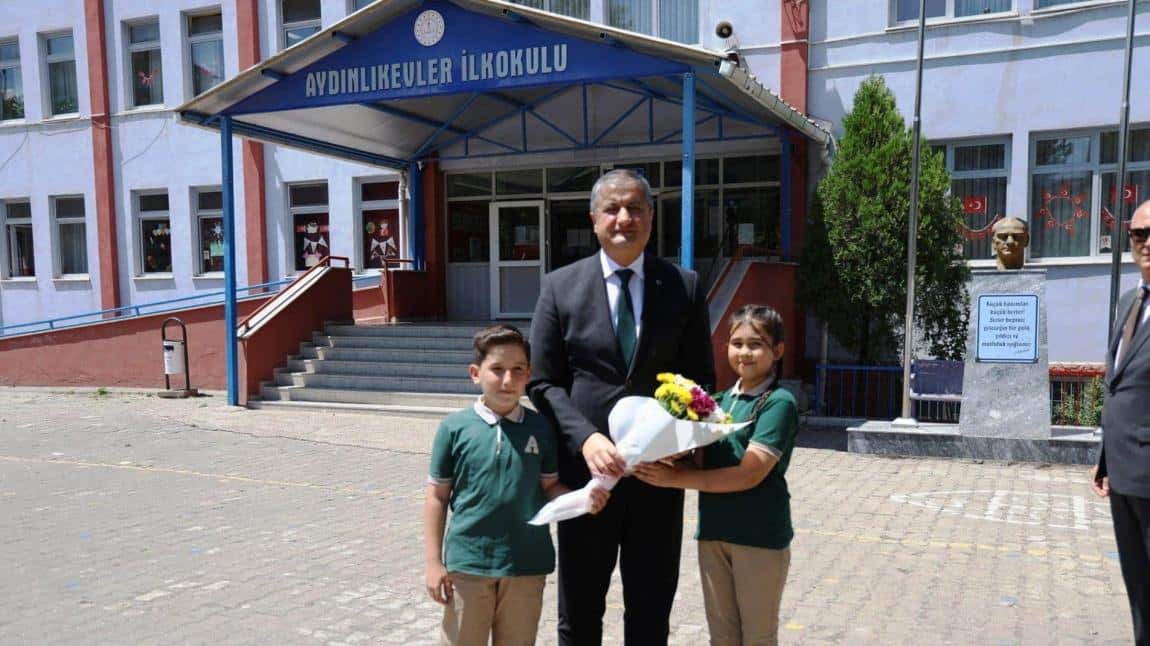 Sayın Valimiz Okulumuzu Ziyaret etti